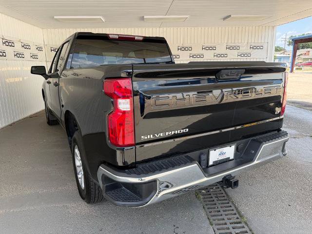 Used 2025 Chevrolet Silverado 1500 LT RWD image 2