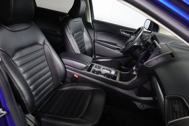 Certified 2024 Ford Edge SEL w/ Convenience Package AWD/4WD image 9