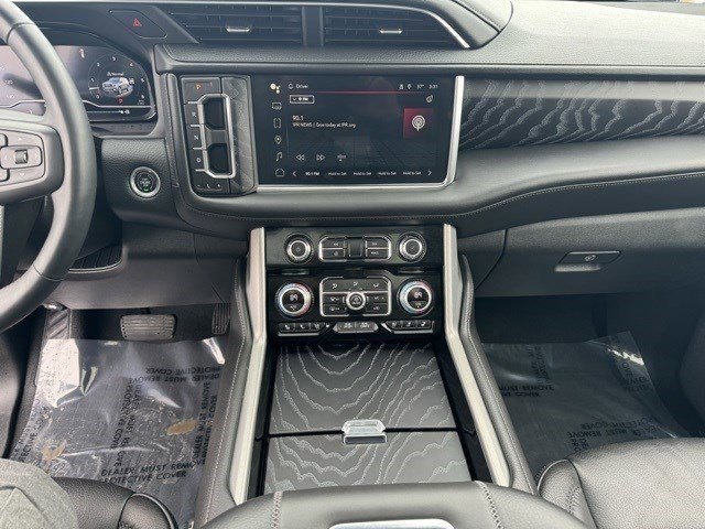 Used 2023 GMC Yukon XL Denali w/ LPO, Floor Liner Package image 23