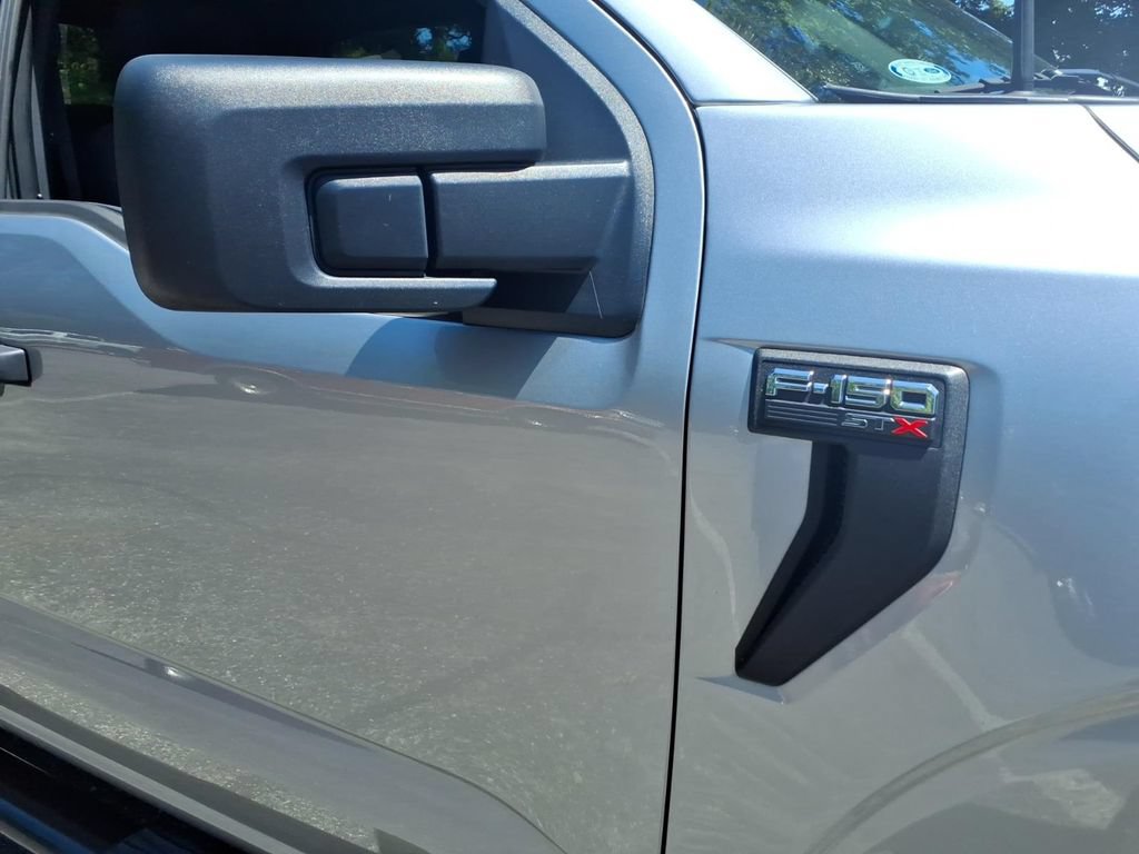 Certified 2022 Ford F150 XL w/ STX Appearance Package AWD/4WD image 8