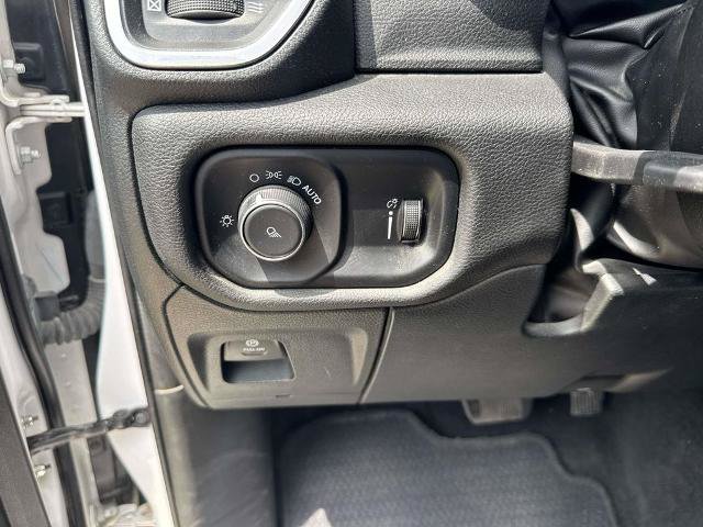 Used 2024 RAM 1500 Laramie AWD/4WD image 25