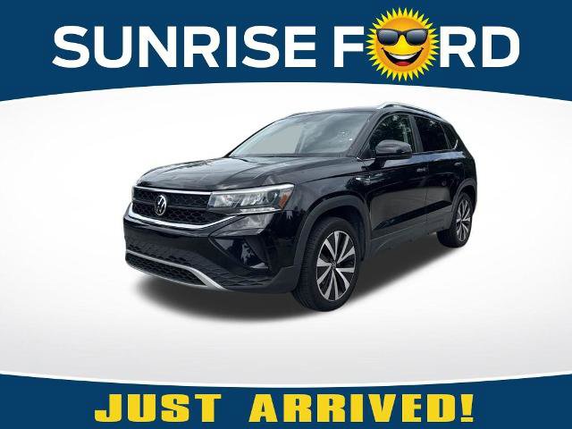 Used 2022 Volkswagen Taos SE