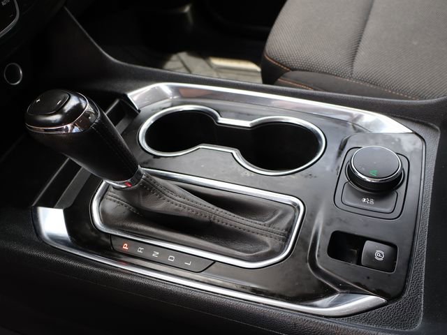 Used 2020 Chevrolet Traverse LT image 32