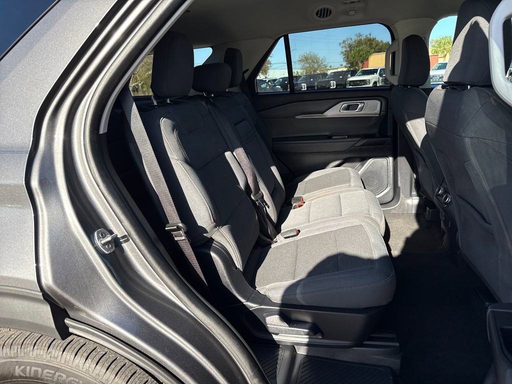 Certified 2025 Ford Explorer Active image 27