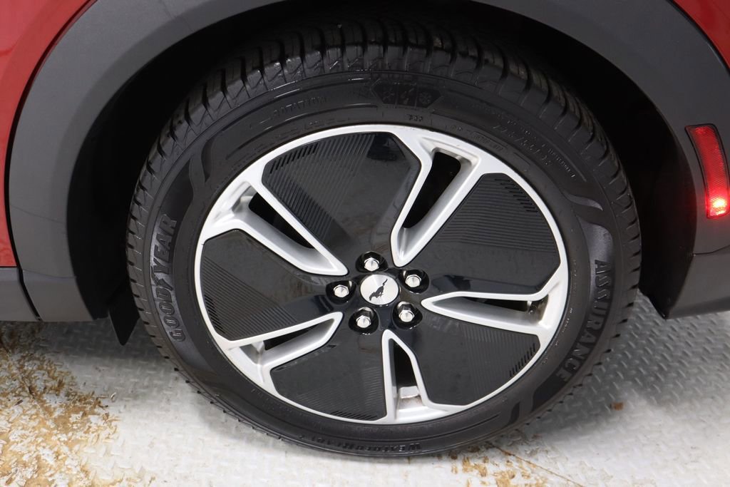 Certified 2021 Ford Mustang Mach-E Select w/ Comfort/Appearance Package image 20