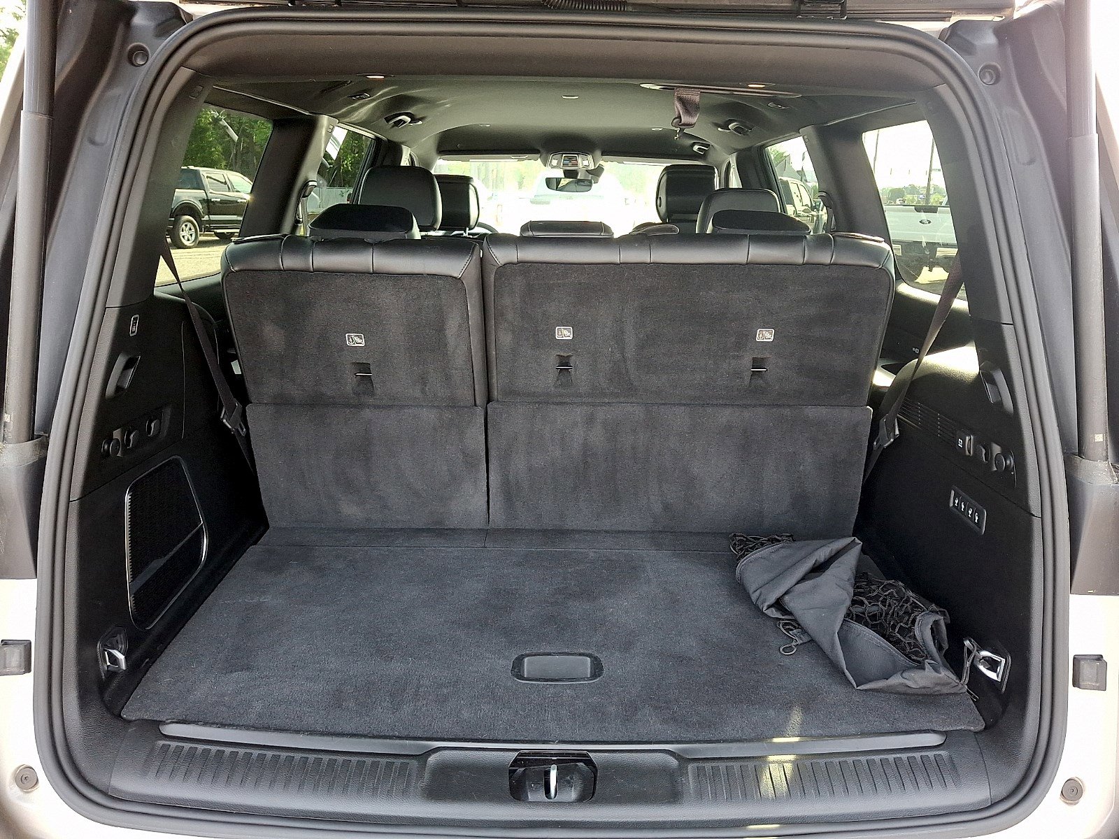 Used 2022 Jeep Wagoneer Series III w/ Flexible Seating Group AWD/4WD image 28