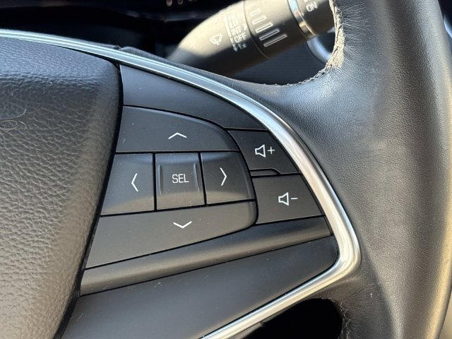Used 2017 Cadillac XT5 FWD image 29