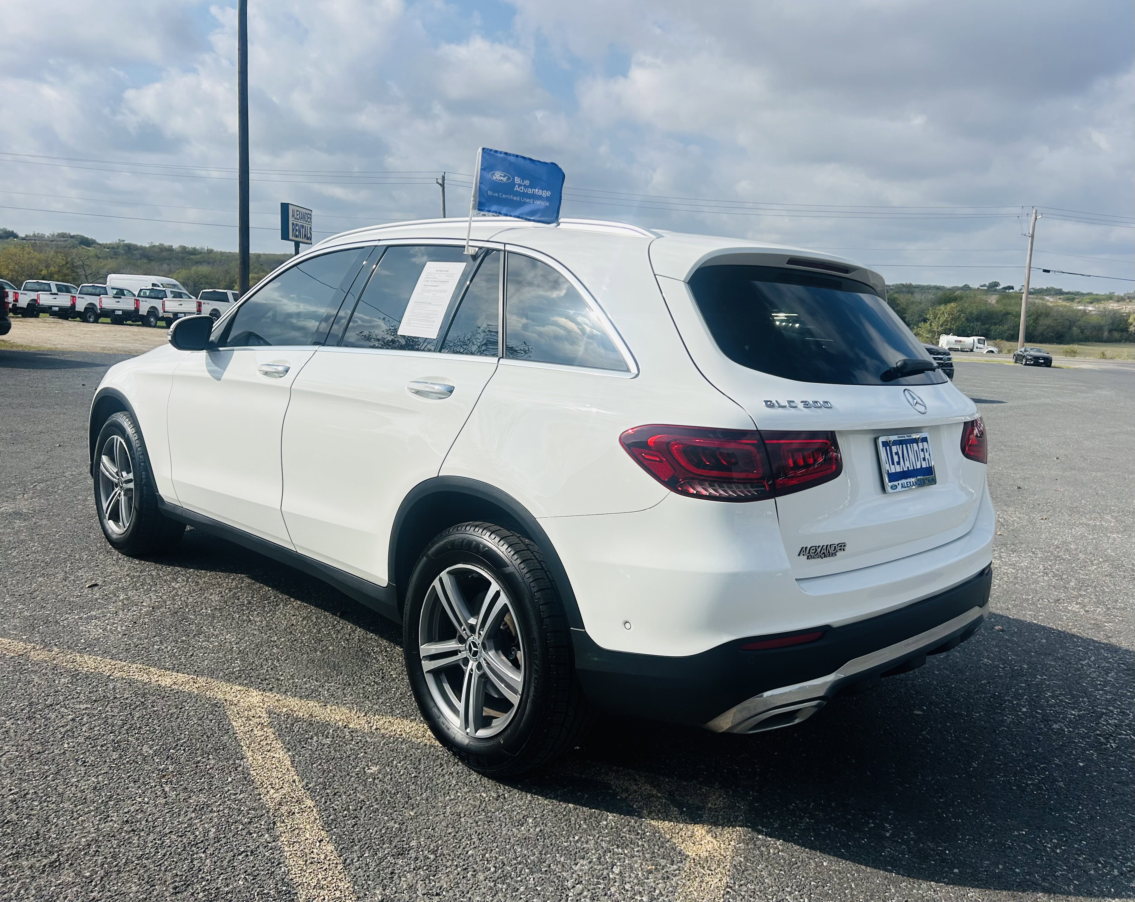 Used 2021 Mercedes-Benz GLC 300 image 6