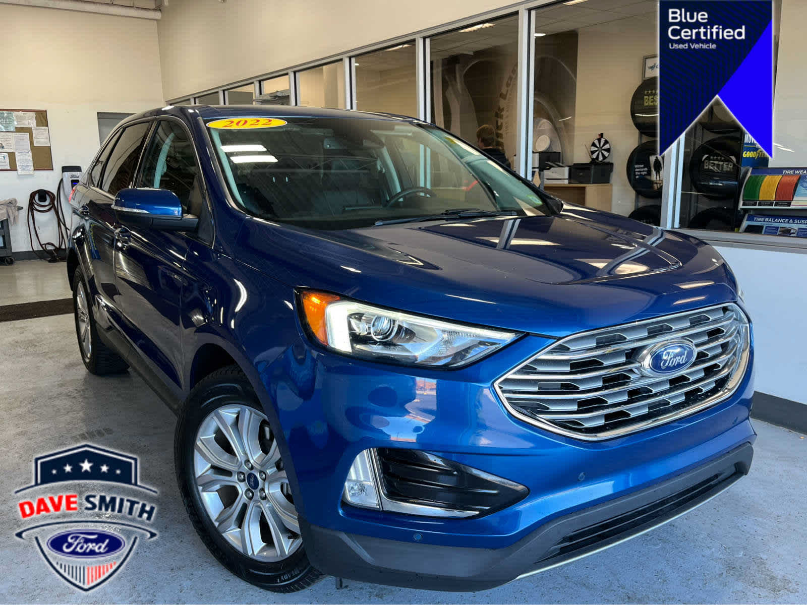 Certified 2022 Ford Edge Titanium AWD/4WD image 3