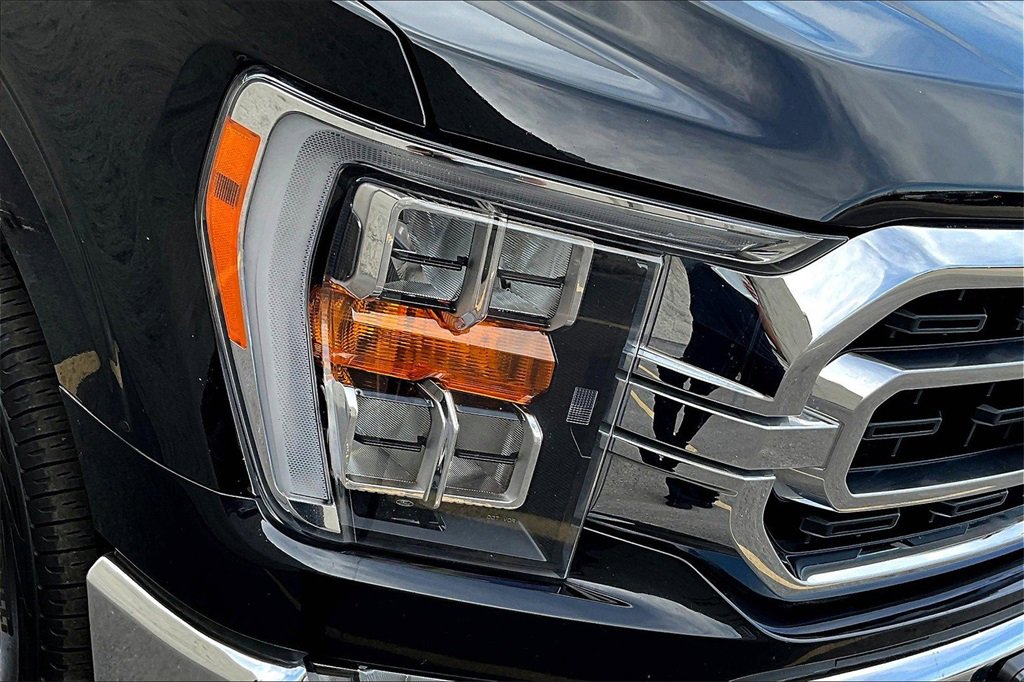 Certified 2022 Ford F150 XLT w/ Equipment Group 302A High image 27