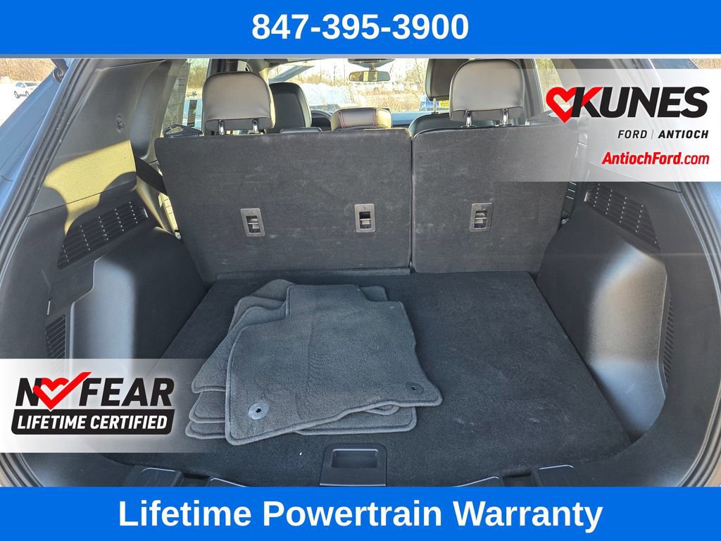 Certified 2025 Ford Escape ST-Line image 14