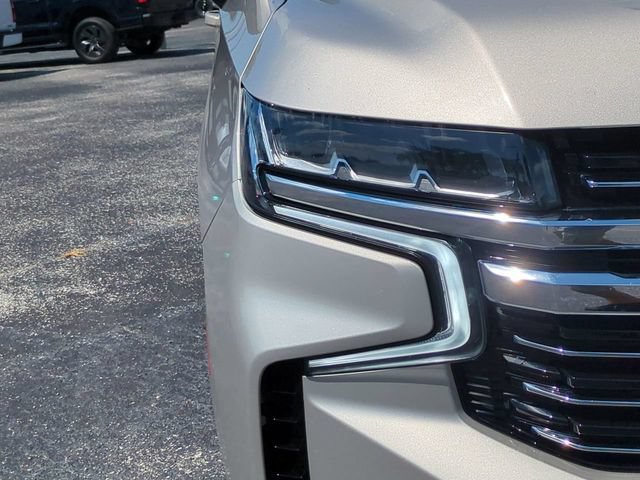 Used 2021 Chevrolet Suburban LT RWD image 10