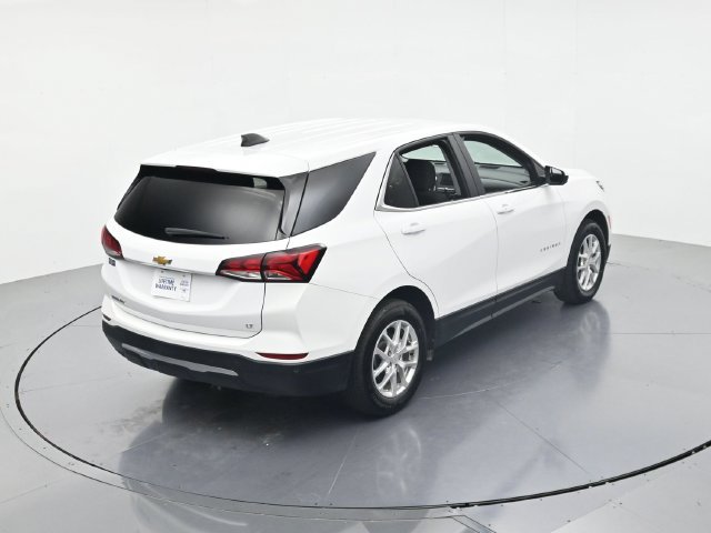 Used 2024 Chevrolet Equinox LT FWD image 43