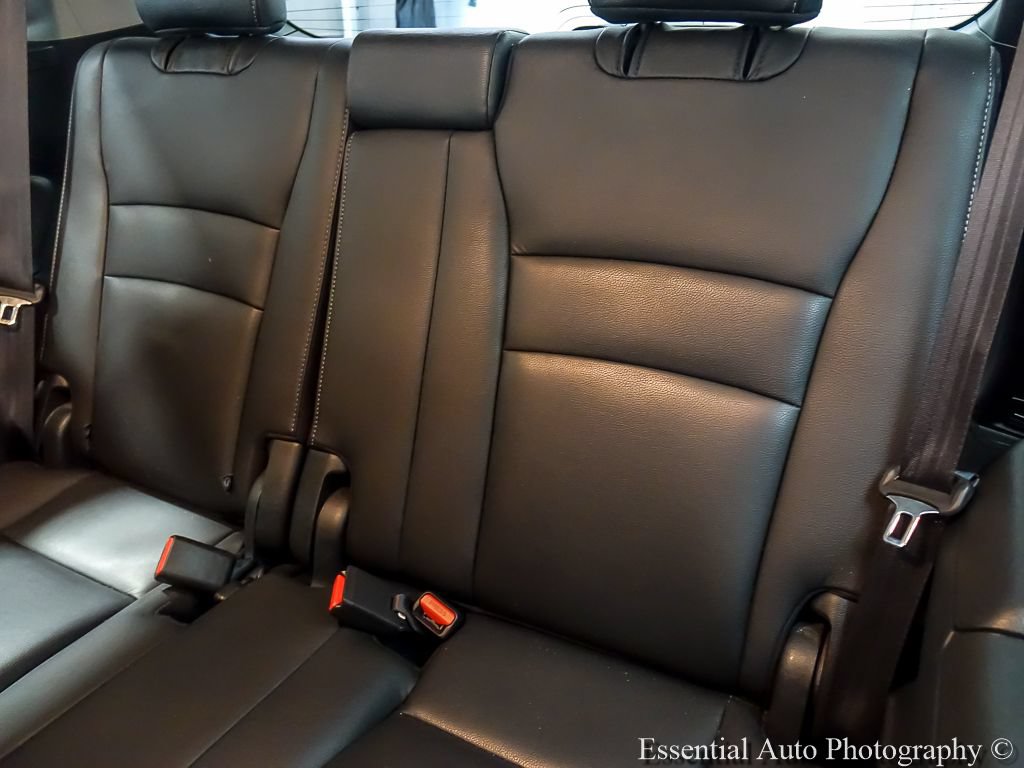 Used 2020 Honda Pilot Touring image 16