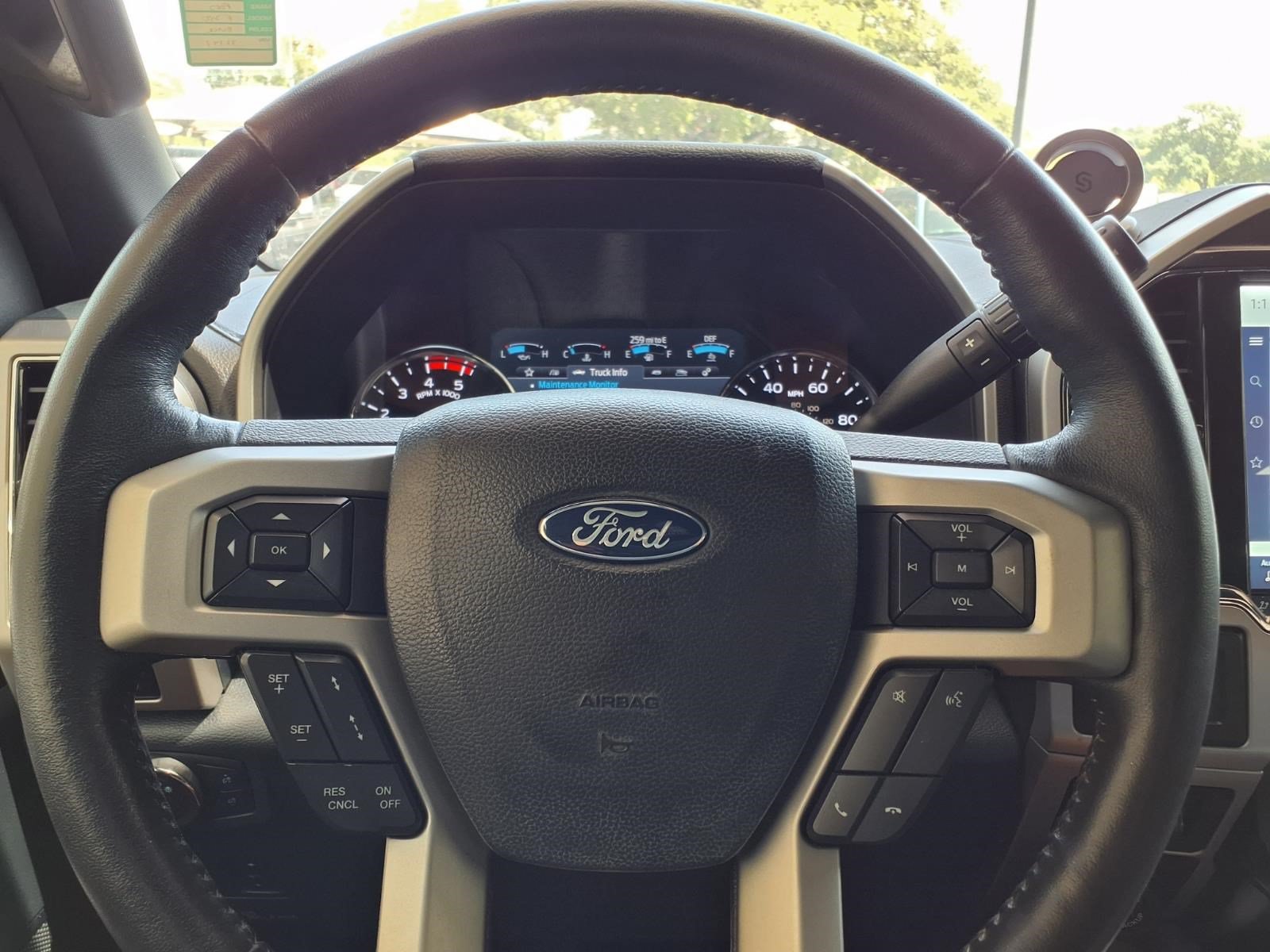 Certified 2022 Ford F350 Lariat w/ Lariat Ultimate Package AWD/4WD image 27