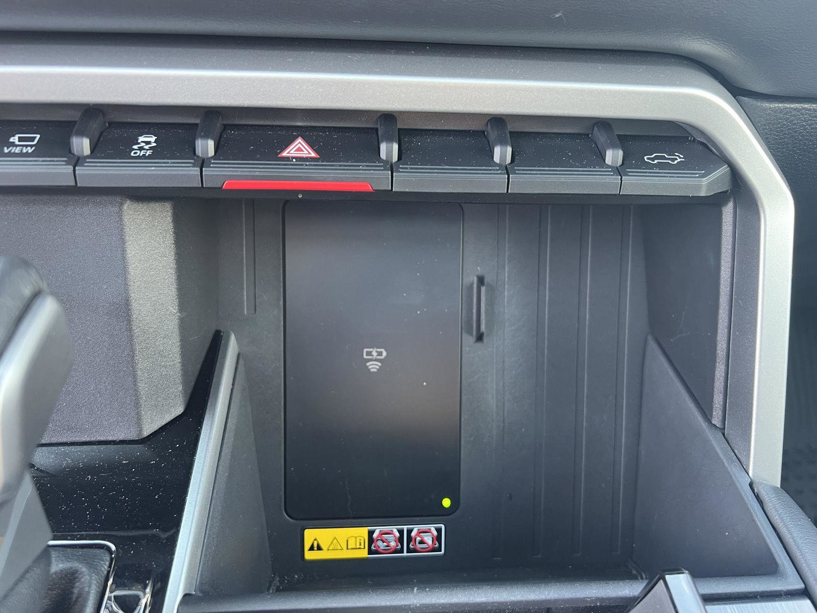 Used 2025 Toyota Tundra Platinum AWD/4WD image 22