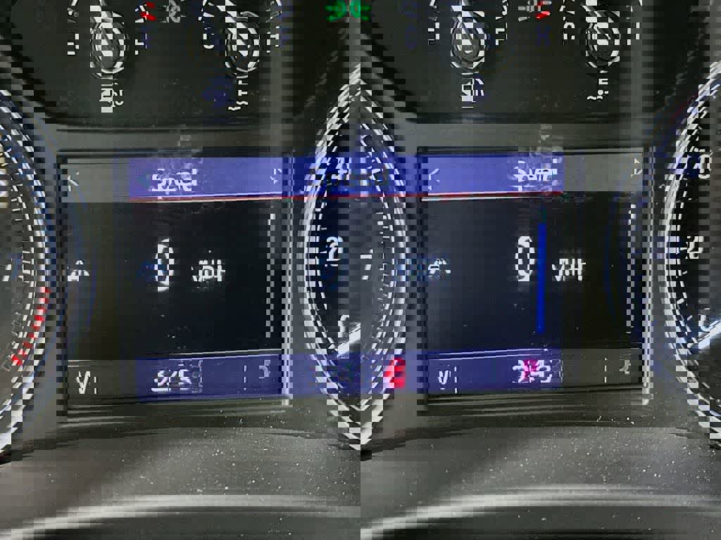 Used 2023 Buick Enclave Essence w/ Sport Touring Edition image 20