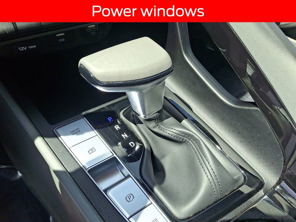 Used 2023 Hyundai Elantra SEL w/ Convenience Package FWD image 14