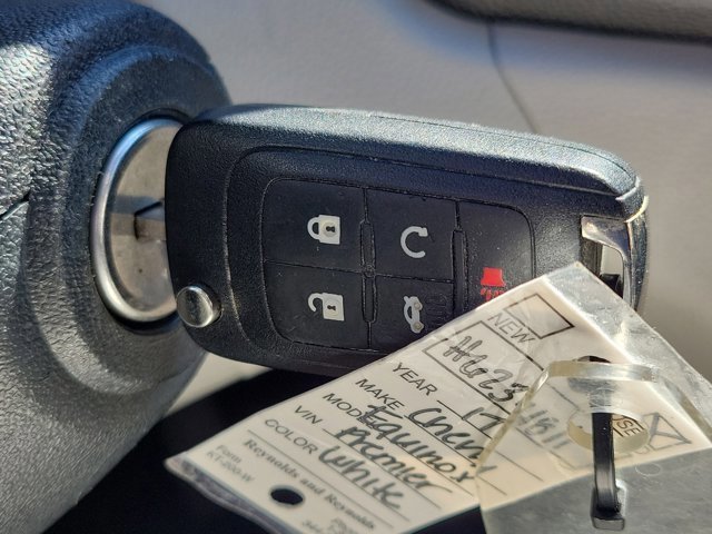 Used 2017 Chevrolet Equinox Premier w/ Enhanced Convenience Package image 31