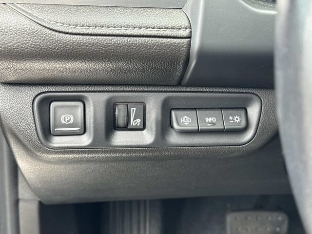 Used 2022 GMC Acadia SLT w/ Technology Package AWD/4WD image 21