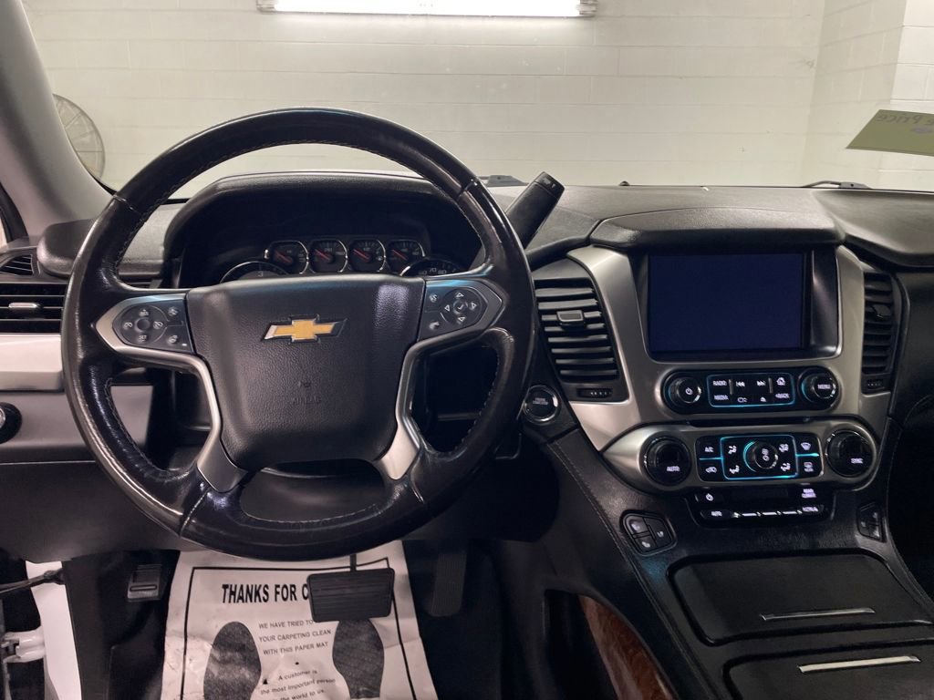 Used 2018 Chevrolet Suburban Premier image 13