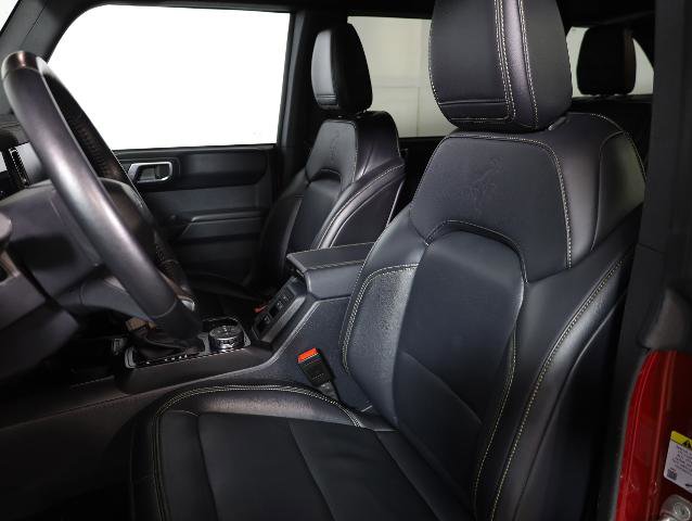 Certified 2025 Ford Bronco Badlands AWD/4WD image 8