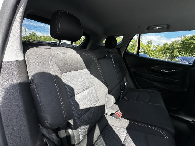 Used 2024 GMC Terrain SLE FWD image 37