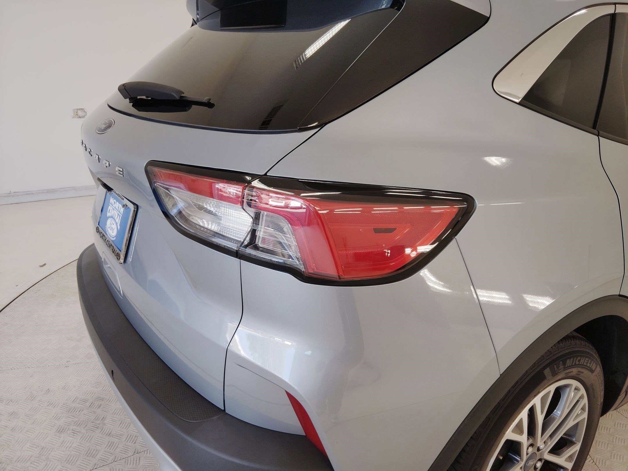 Certified 2022 Ford Escape SEL w/ Technology Package image 13