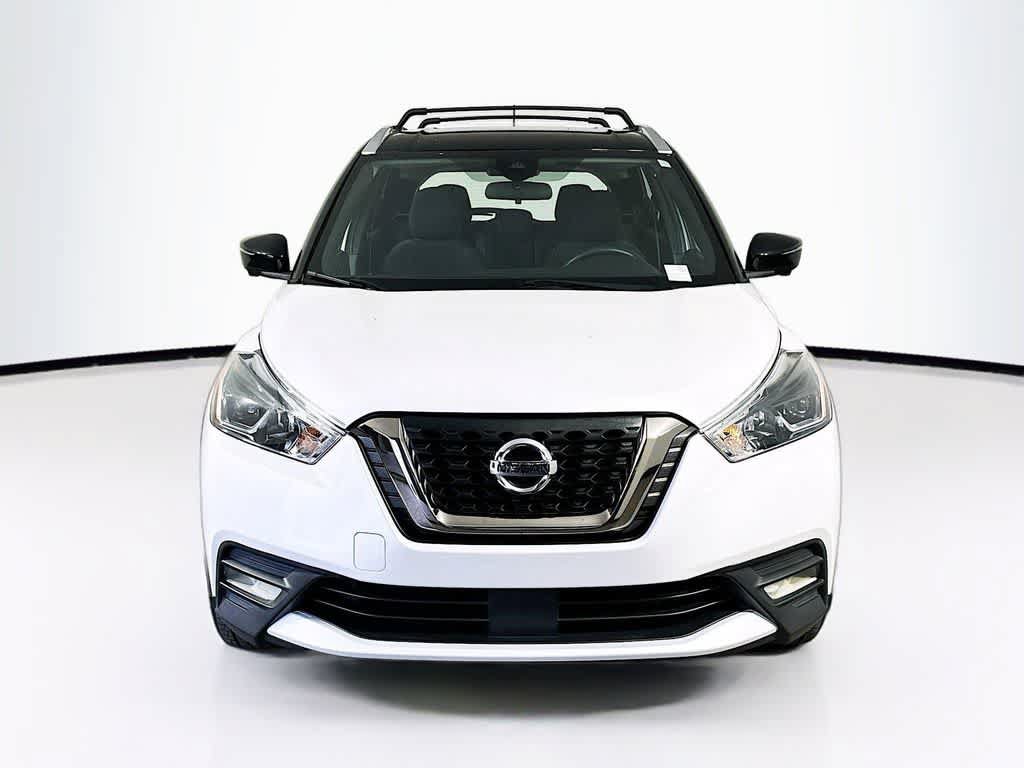 Used 2020 Nissan Kicks SR w/ Exterior Package FWD image 6