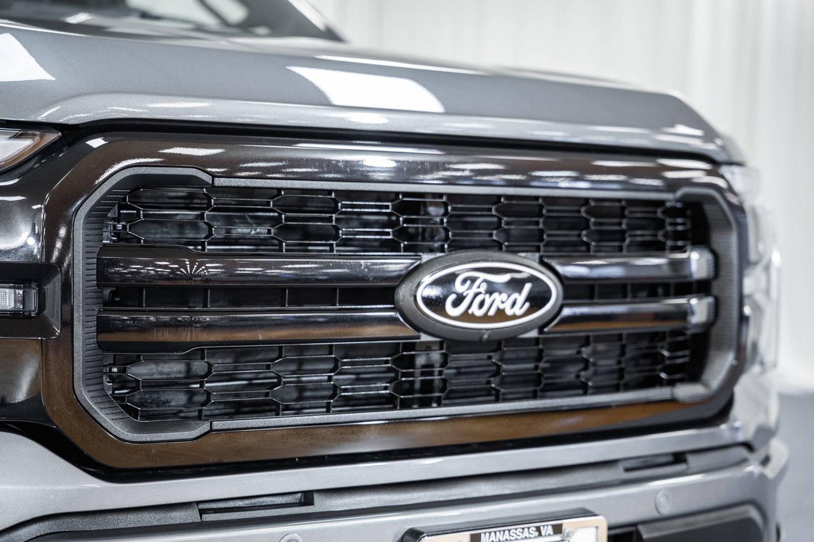 Certified 2025 Ford F150 Lariat image 11