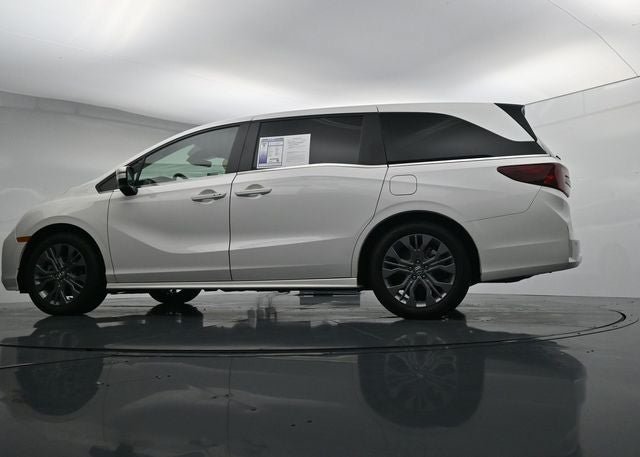 Used 2025 Honda Odyssey Touring image 29
