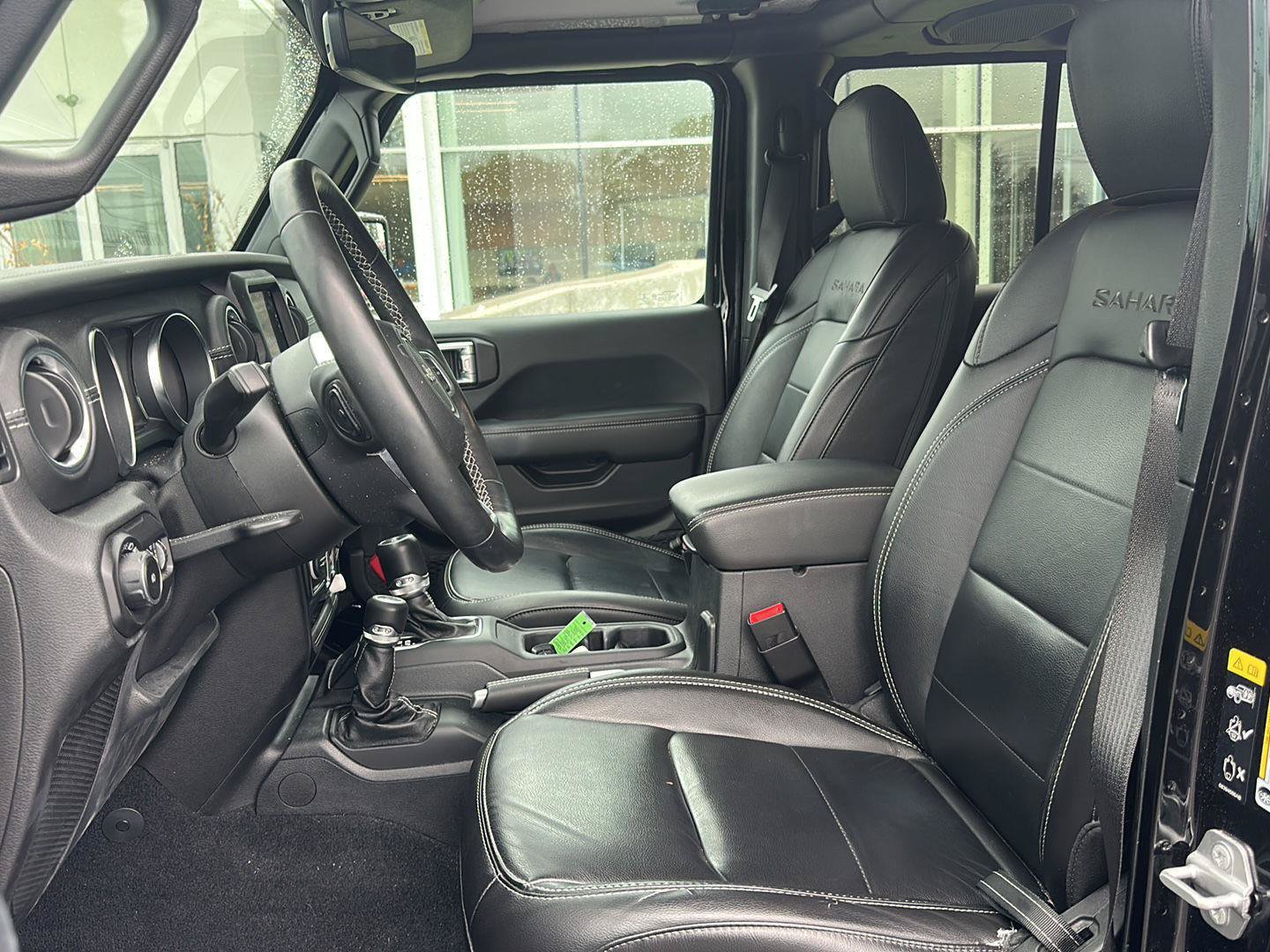 Used 2021 Jeep Wrangler Unlimited Sahara AWD/4WD image 9