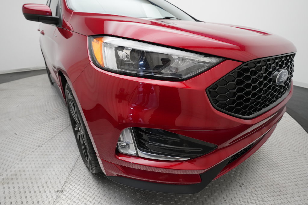 Certified 2022 Ford Edge ST-Line AWD/4WD image 25