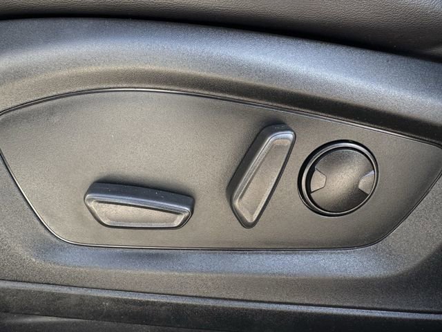 Certified 2022 Ford Explorer XLT w/ Equipment Group 202A image 25