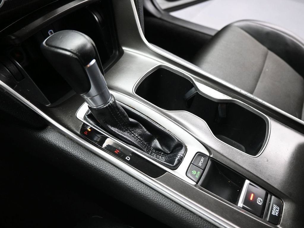Used 2018 Honda Accord Sport image 14