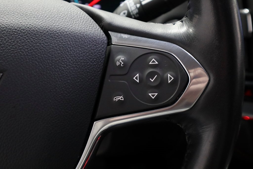 Used 2021 Chevrolet Traverse RS w/ LPO, Cargo Package image 31