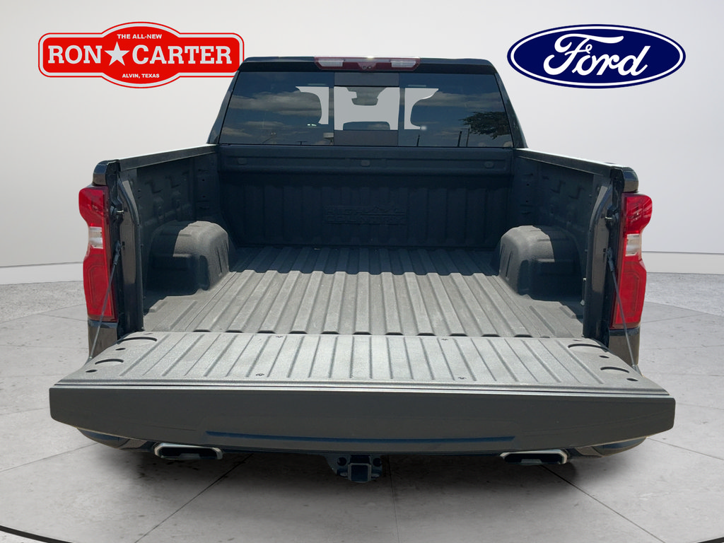 Used 2023 Chevrolet Silverado 1500 High Country w/ Technology Package AWD/4WD image 21