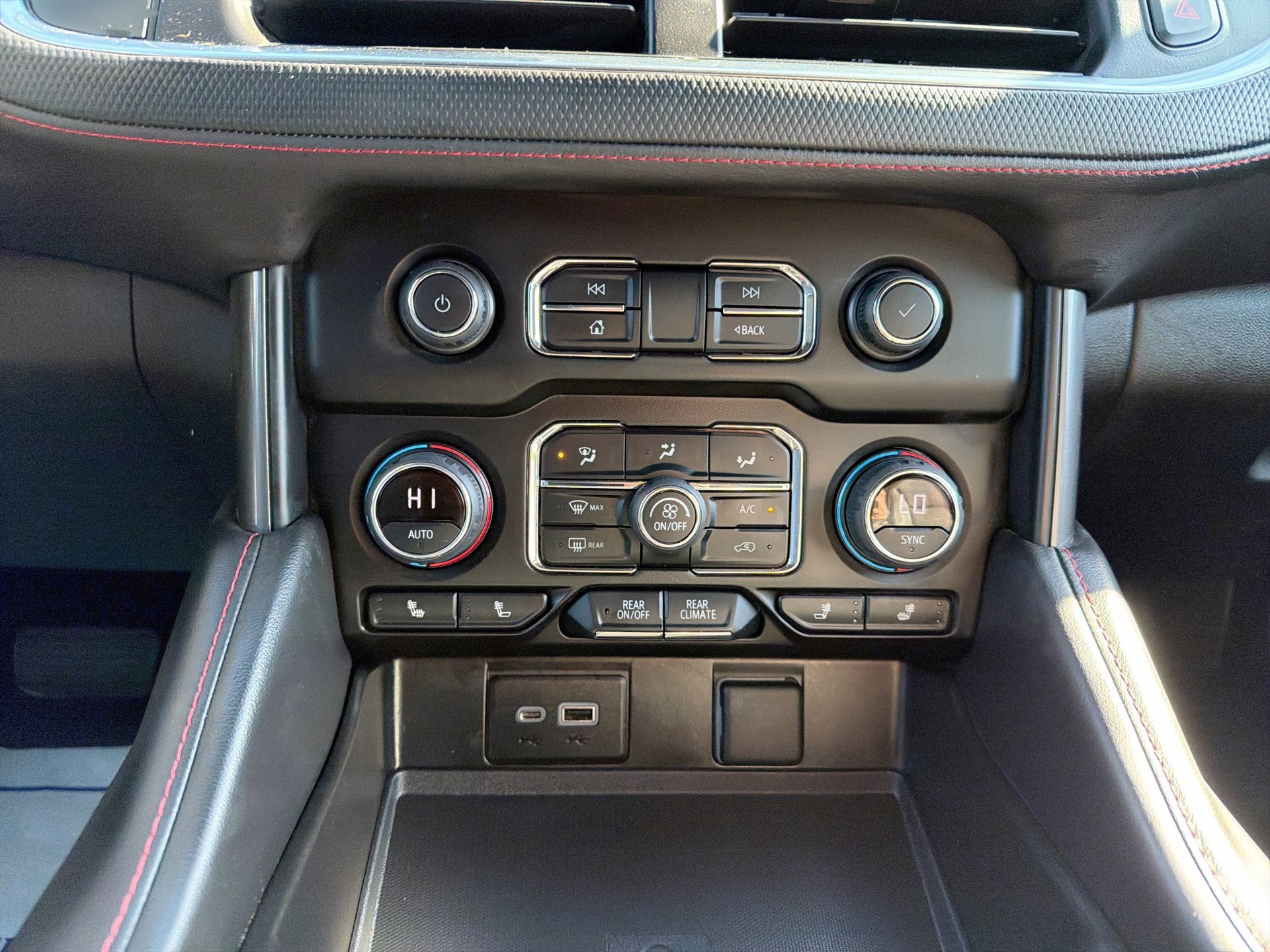 Used 2021 Chevrolet Tahoe RST AWD/4WD image 12