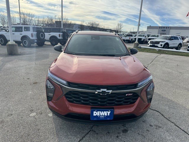 Used 2024 Chevrolet Trax RS w/ Sunroof Package image 8