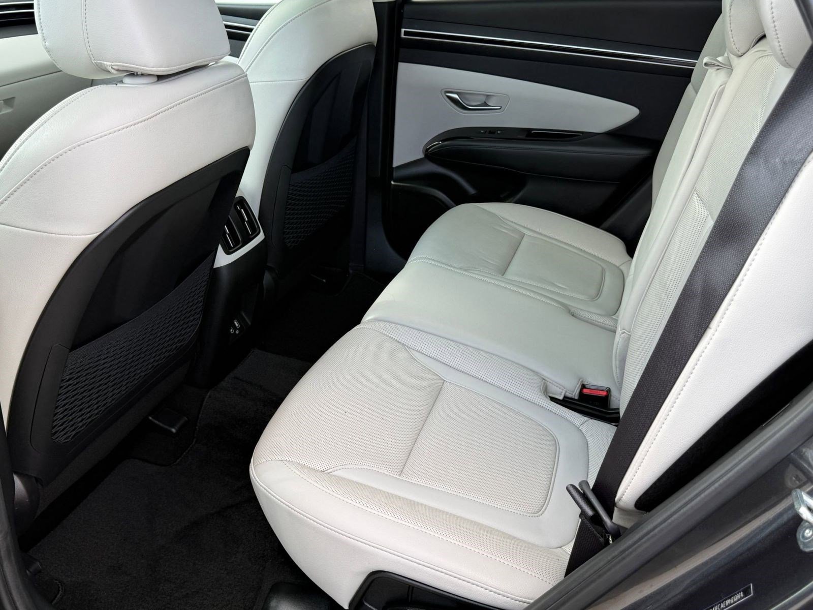 Used 2023 Hyundai Tucson Limited image 14