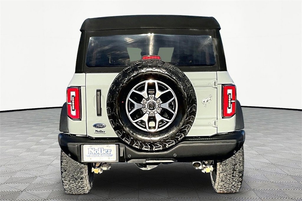 Certified 2024 Ford Bronco Badlands image 3