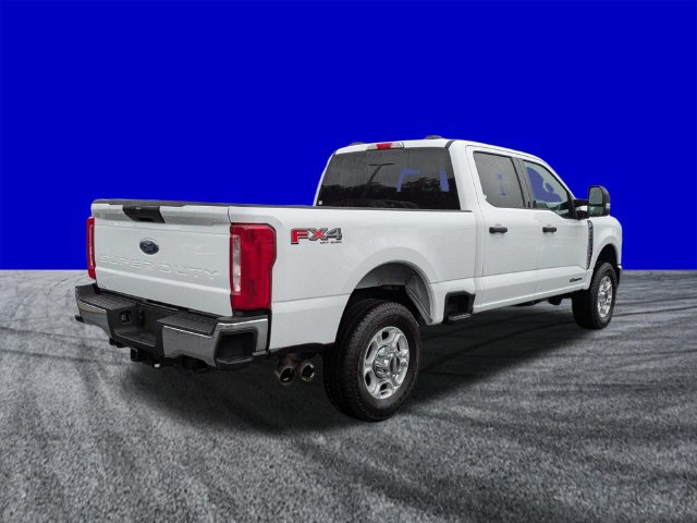 Certified 2026 Ford F350 XLT w/ FX4 Off-Road Package AWD/4WD image 4