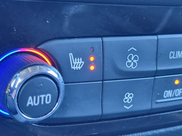 Used 2020 Buick Enclave Essence FWD image 6