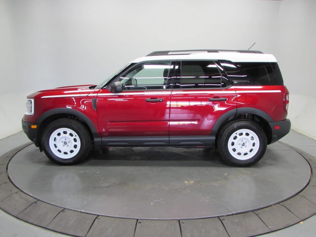 Certified 2025 Ford Bronco Sport Heritage w/ Convenience Package AWD/4WD image 4