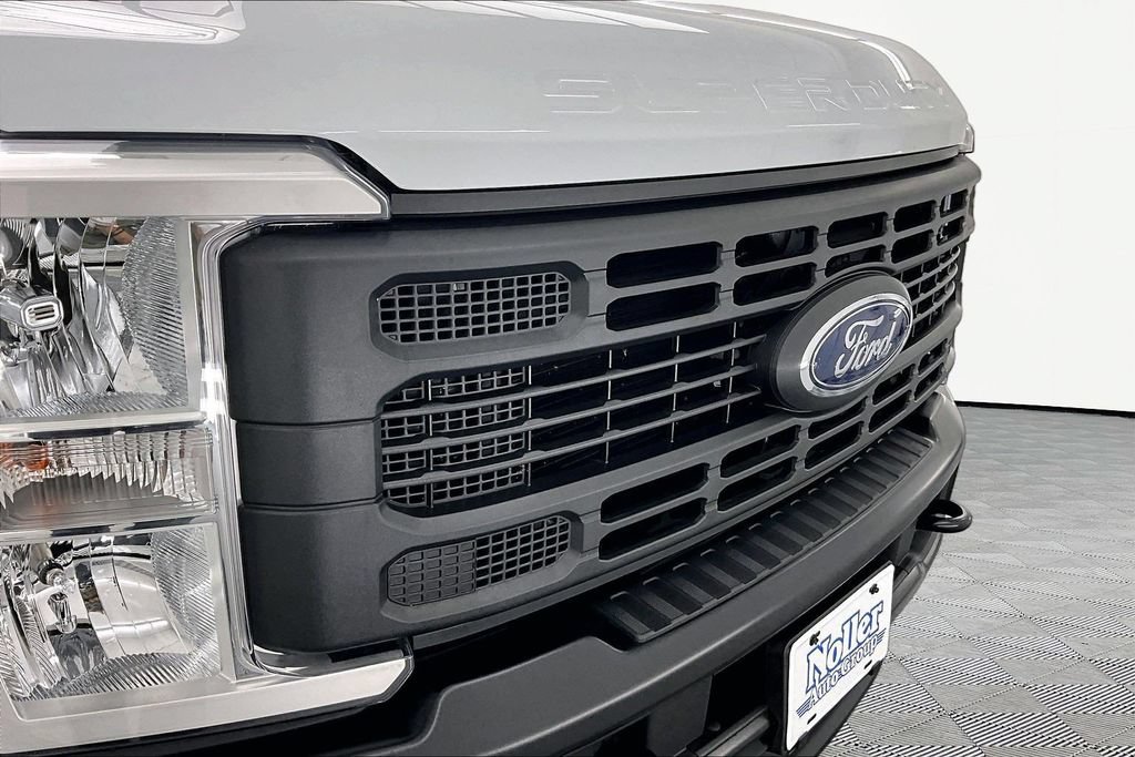 Certified 2026 Ford F350 XL AWD/4WD image 29
