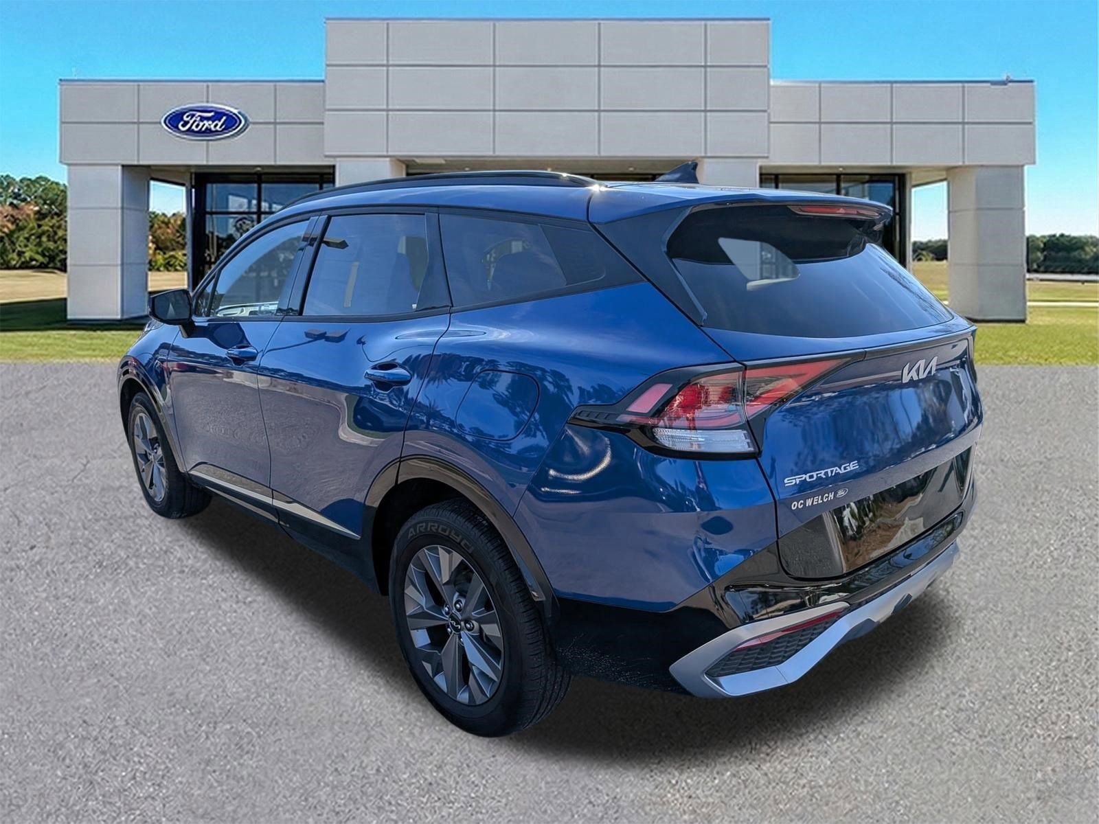 Used 2023 Kia Sportage SX image 2