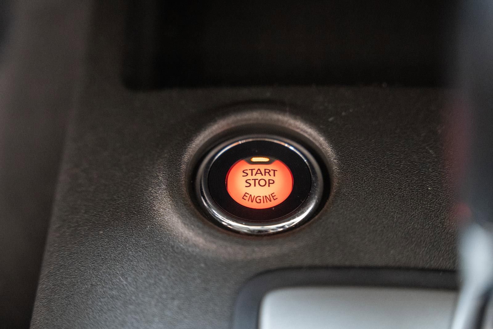 Used 2021 Nissan Frontier PRO-4X w/ Pro-4x Utility Package AWD/4WD image 32