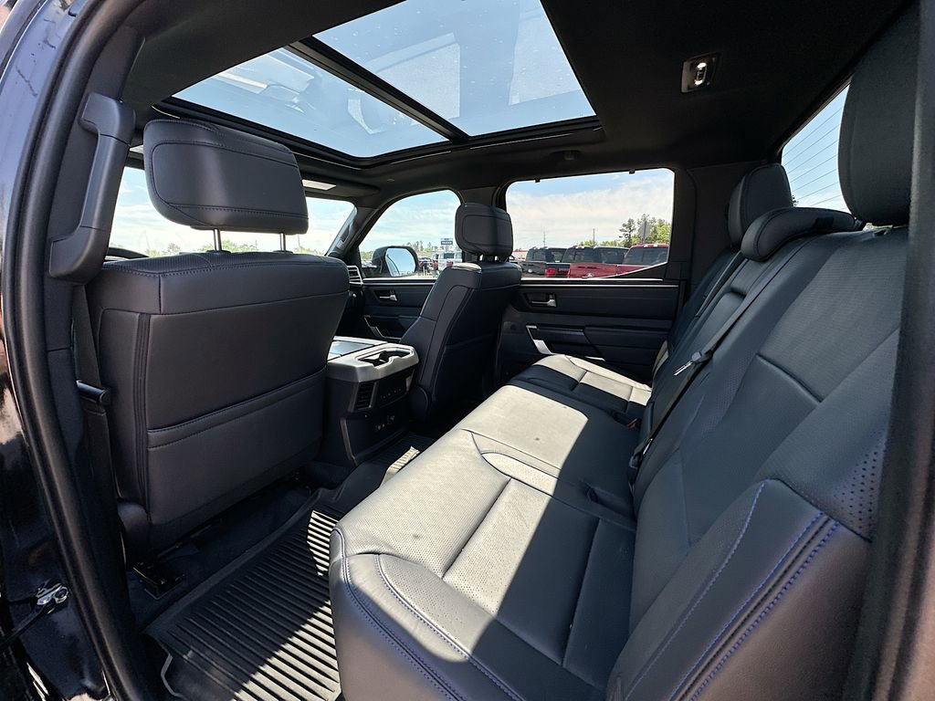 Used 2025 Toyota Tundra Platinum AWD/4WD image 4