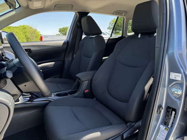 Used 2023 Toyota Corolla Cross LE image 26