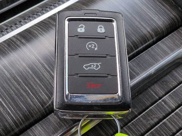 Used 2024 Jeep Wagoneer Series II w/ Flexible Seating Group RWD image 38
